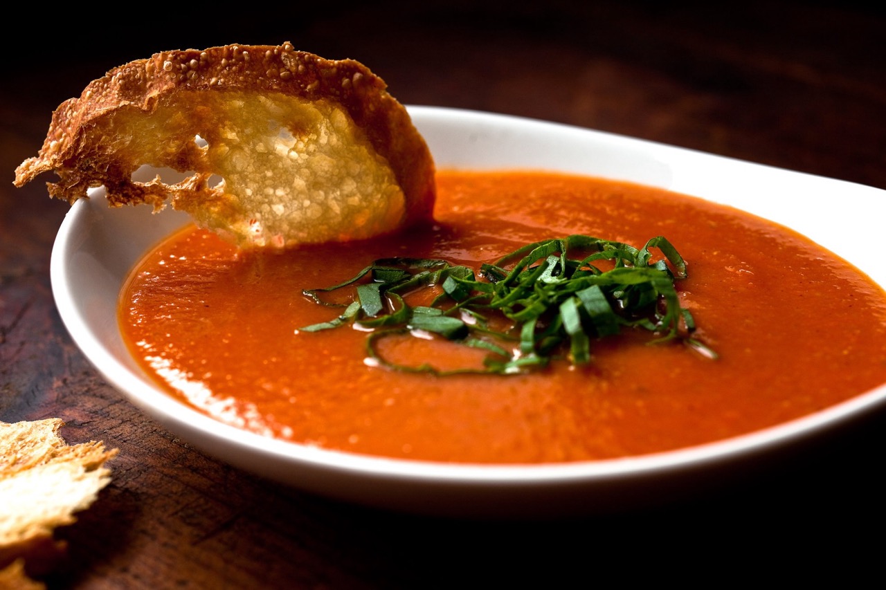 red-pepper-tomato-soup-recipe