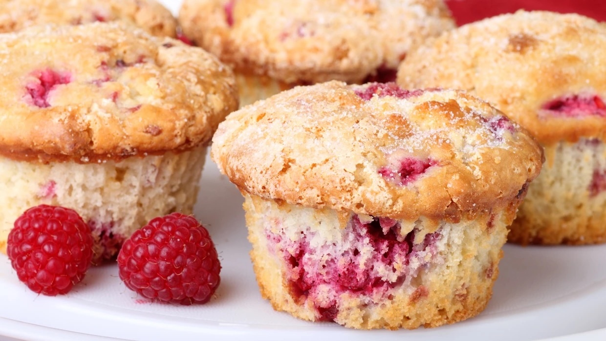 rhubarb-muffins-recipe