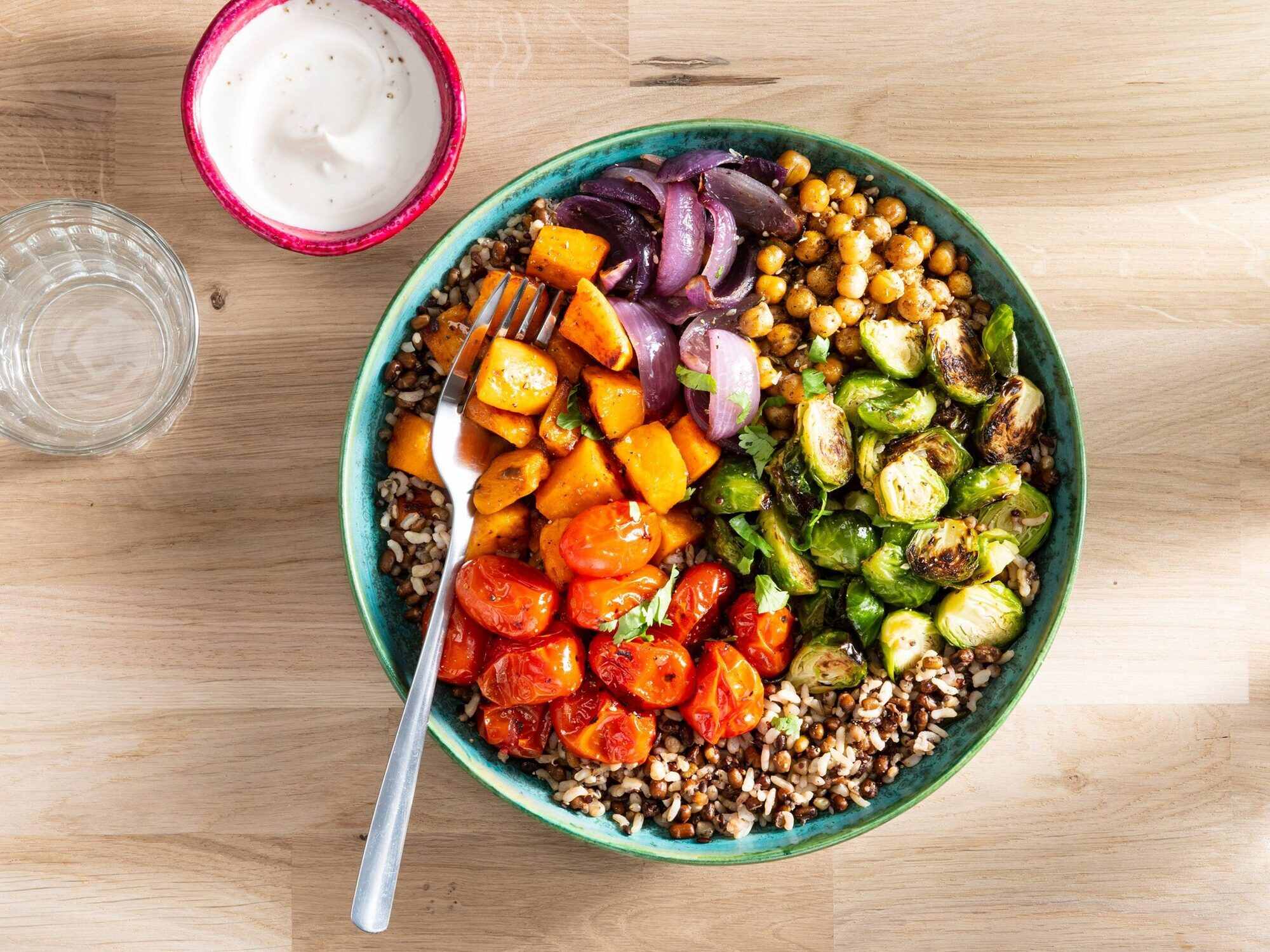 roasted-veggie-buddha-bowl-recipe