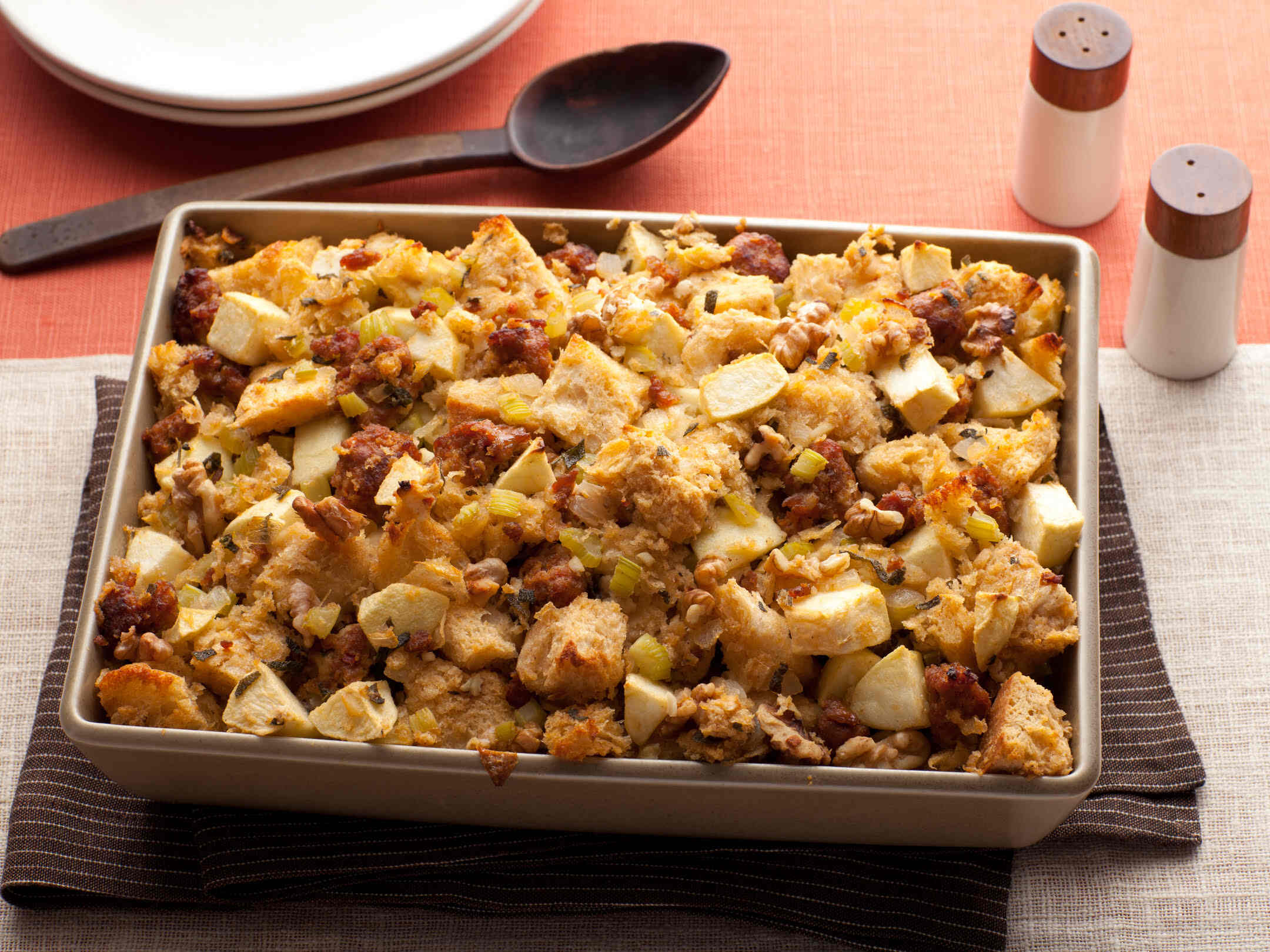 sausage-apple-stuffing-recipe