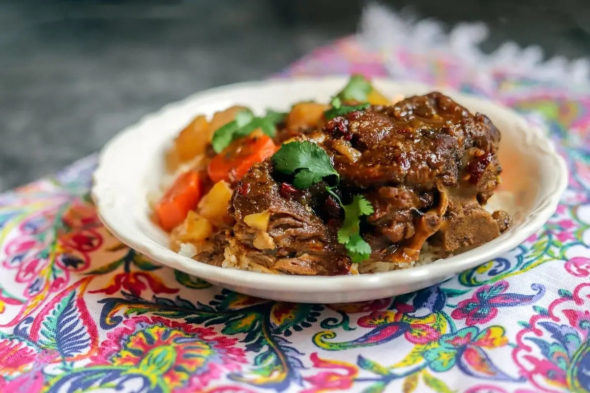 slow-cooker-beef-neck-bones-and-gravy-recipe