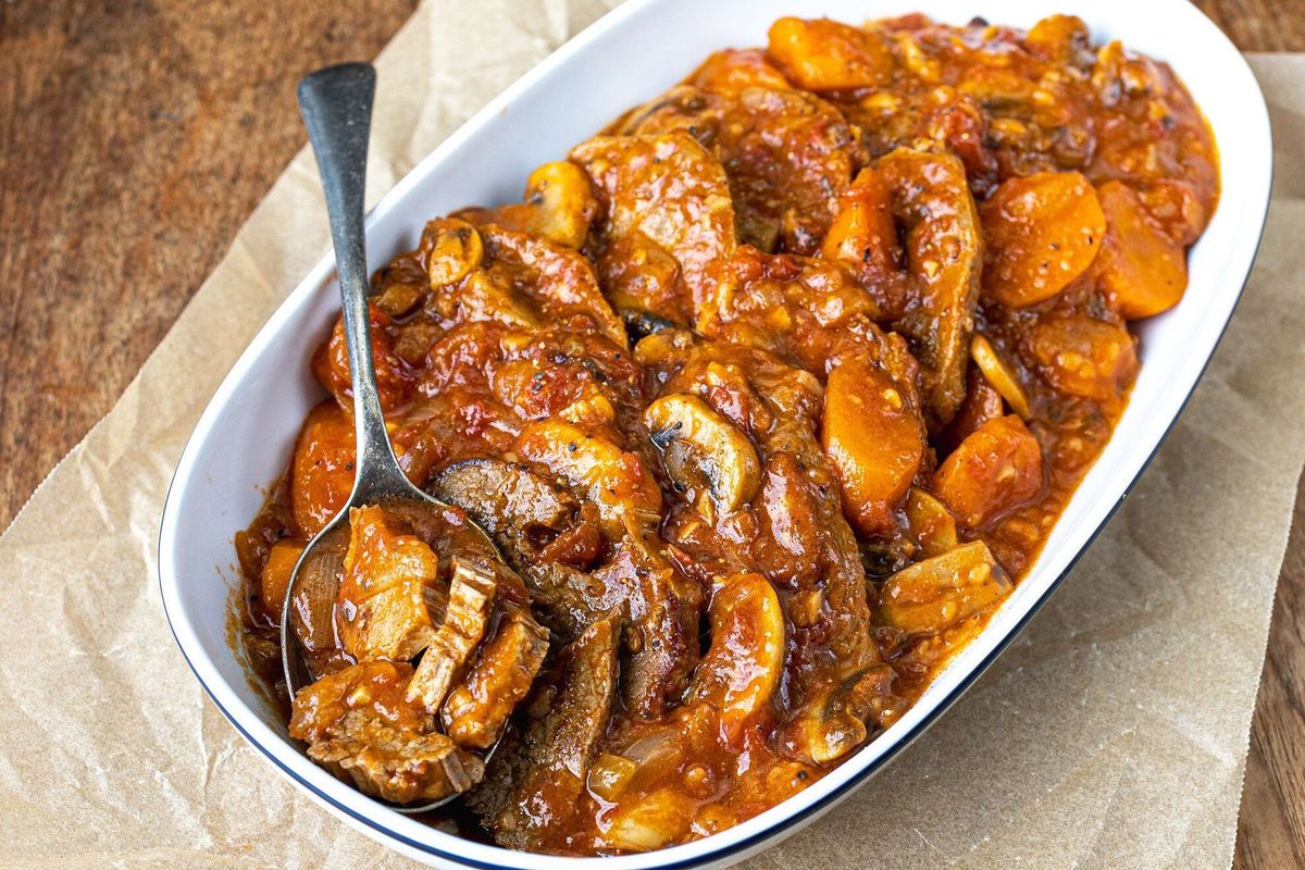 slow-cooker-swiss-steak-recipe