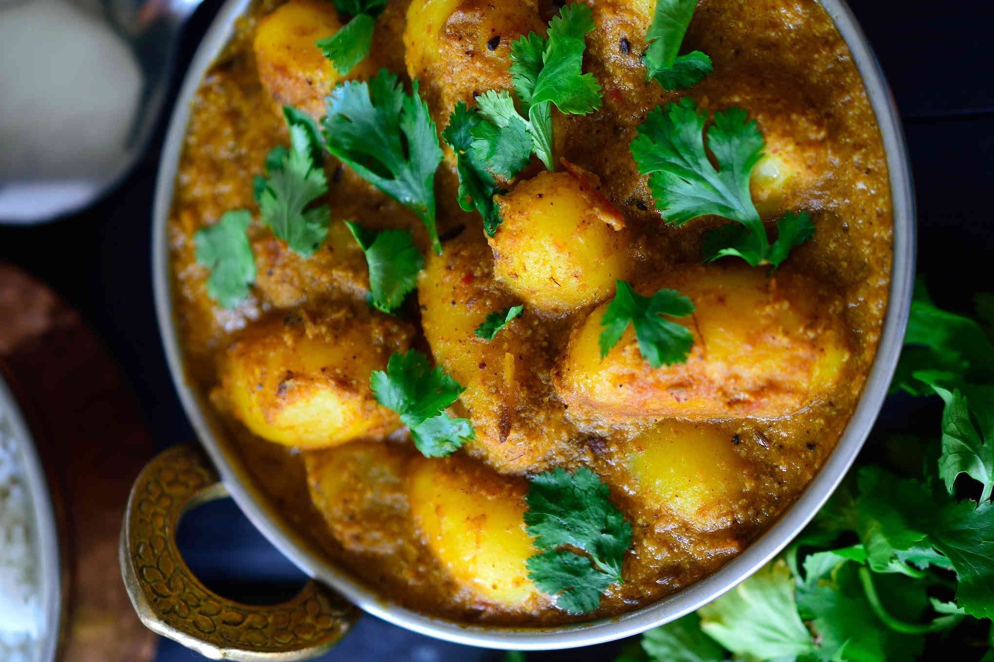 spicy-vegan-potato-curry-recipe