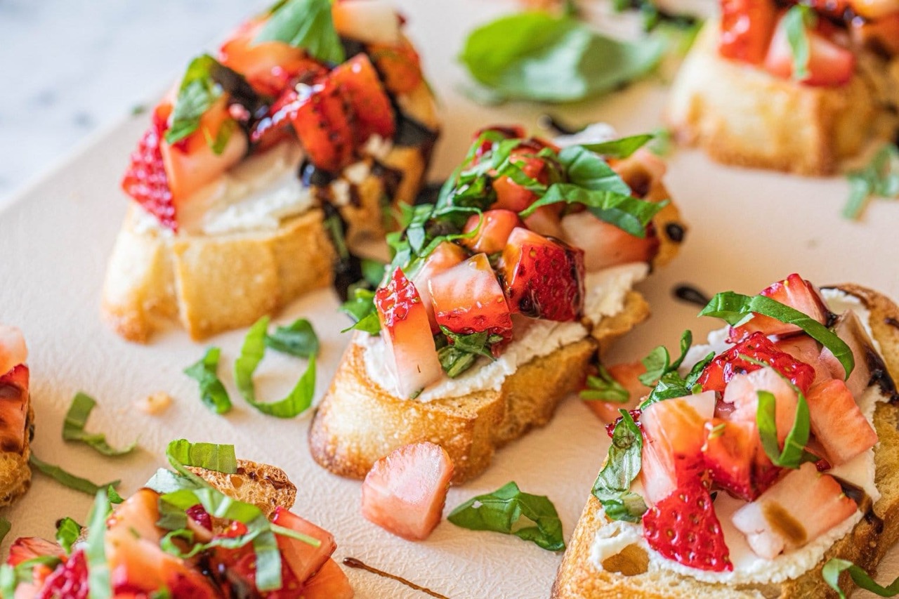 strawberry-basil-bruschetta-recipe